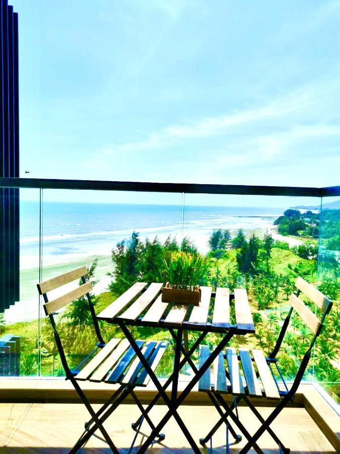 Timurbay Seafront Residence By L'Amour Home Kuantan Bagian luar foto